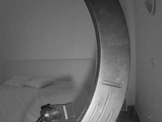 voyeurcam-julmodels-living-6 webcam