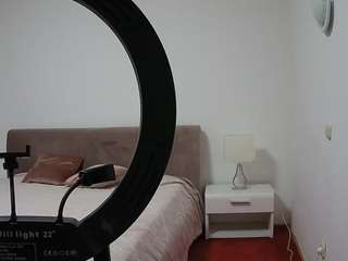 voyeurcam-julmodels-living-6 webcam