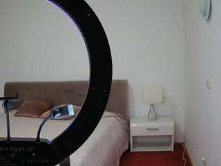 voyeurcam-julmodels-living-6