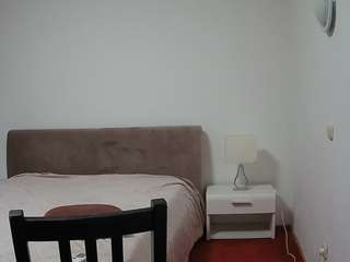 voyeurcam-julmodels-living-6 webcam