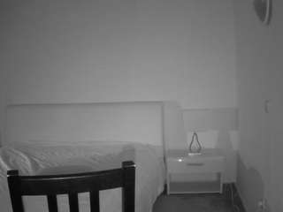 voyeurcam-julmodels-living-6 webcam