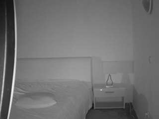 voyeurcam-julmodels-living-6