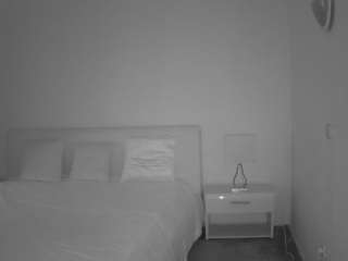 voyeurcam-julmodels-living-6