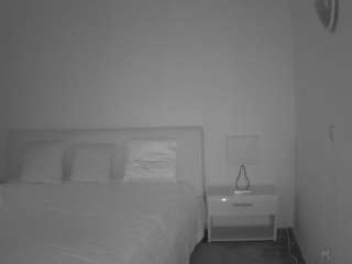 voyeurcam-julmodels-living-6