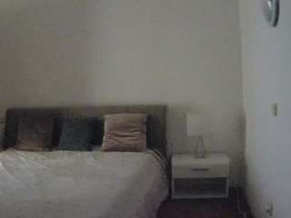 voyeurcam-julmodels-living-6