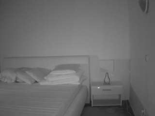 voyeurcam-julmodels-living-6 live cam profile