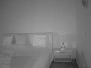 voyeurcam-julmodels-living-6 live cam profile