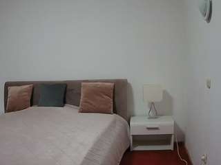 voyeurcam-julmodels-living-6 webcam