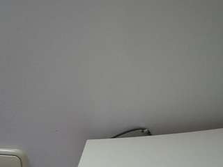 voyeurcam-julmodels-living-6