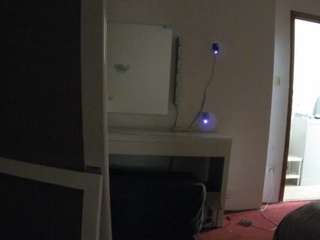 voyeurcam-julmodels-living-6
