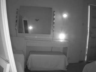 voyeurcam-julmodels-living-6