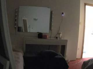 voyeurcam-julmodels-living-6