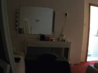 voyeurcam-julmodels-living-6 webcam