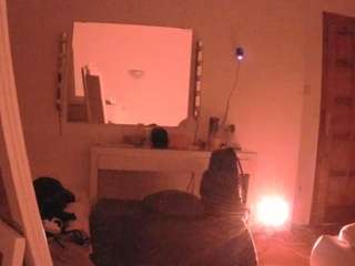 voyeurcam-julmodels-living-6