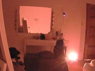 voyeurcam-julmodels-living-6