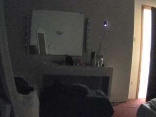 voyeurcam-julmodels-living-6 webcam