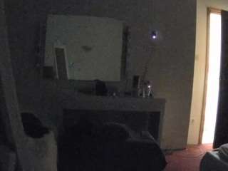 voyeurcam-julmodels-living-6