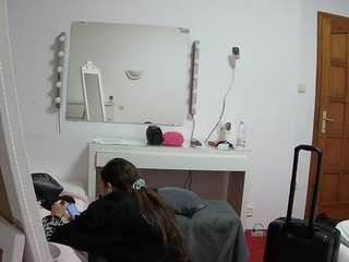 voyeurcam-julmodels-living-6