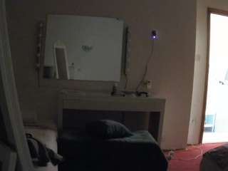 voyeurcam-julmodels-living-6