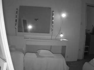 voyeurcam-julmodels-living-6