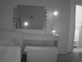 voyeurcam-julmodels-living-6