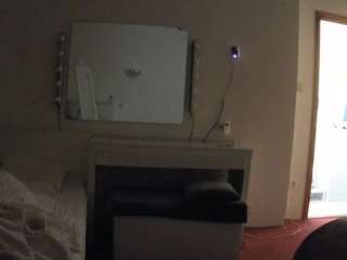 voyeurcam-julmodels-living-6