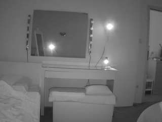 voyeurcam-julmodels-living-6