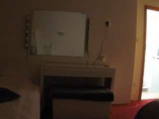 voyeurcam-julmodels-living-6
