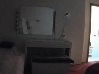 voyeurcam-julmodels-living-6