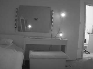 voyeurcam-julmodels-living-6