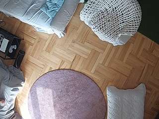 Voyuer House camsoda voyeurcam-julmodels-living-7