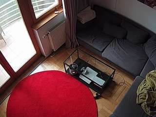 voyeurcam-julmodels-living-7