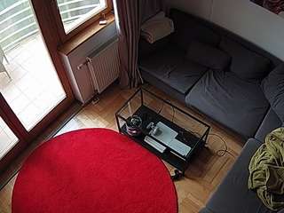 voyeurcam-julmodels-living-7