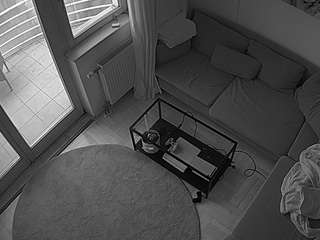 voyeurcam-julmodels-living-7