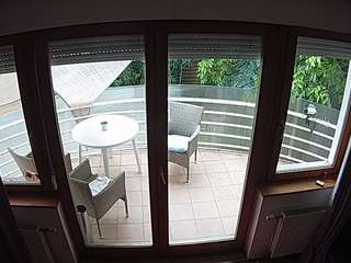voyeurcam-julmodels-living-7