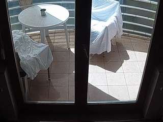 voyeurcam-julmodels-living-7