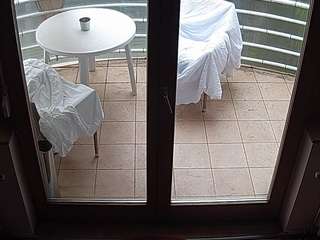 voyeurcam-julmodels-living-7