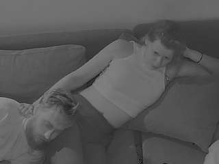 voyeurcam-julmodels-living-7