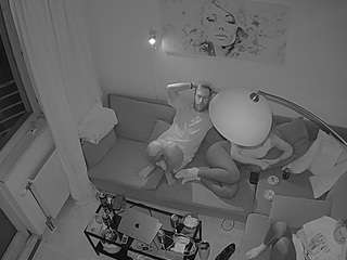 voyeurcam-julmodels-living-7