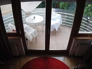 voyeurcam-julmodels-living-7