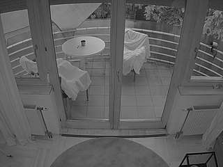 voyeurcam-julmodels-living-7