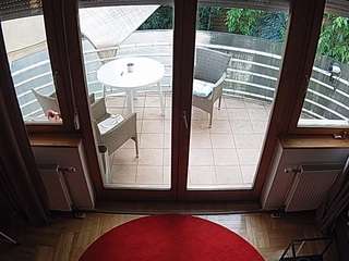 voyeurcam-julmodels-living-7