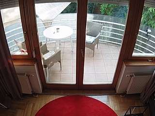 voyeurcam-julmodels-living-7
