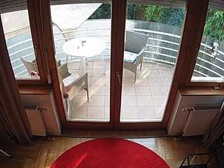 voyeurcam-julmodels-living-7