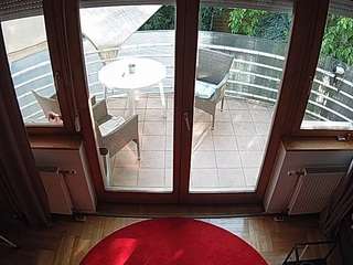 voyeurcam-julmodels-living-7