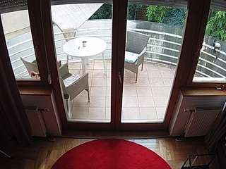 voyeurcam-julmodels-living-7