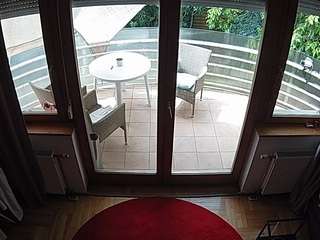 voyeurcam-julmodels-living-7