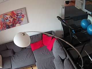 voyeurcam-julmodels-living-7