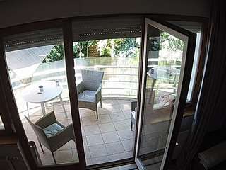voyeurcam-julmodels-living-7