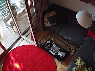 voyeurcam-julmodels-living-7